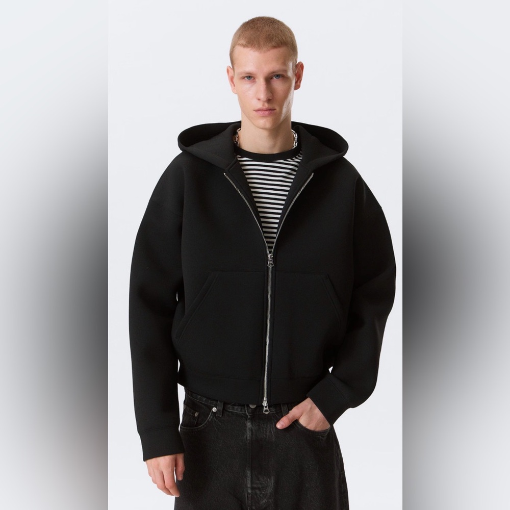 Weekday Black SIMON SCUBA ZIP HOODIE
L